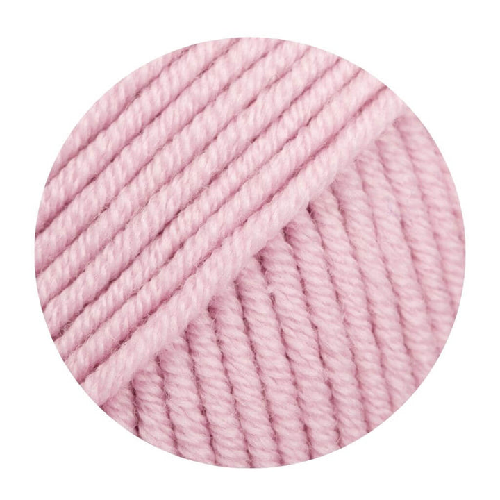 Drops Design 40 powder pink Drops Merino Extra Fine Lieblingsgarn