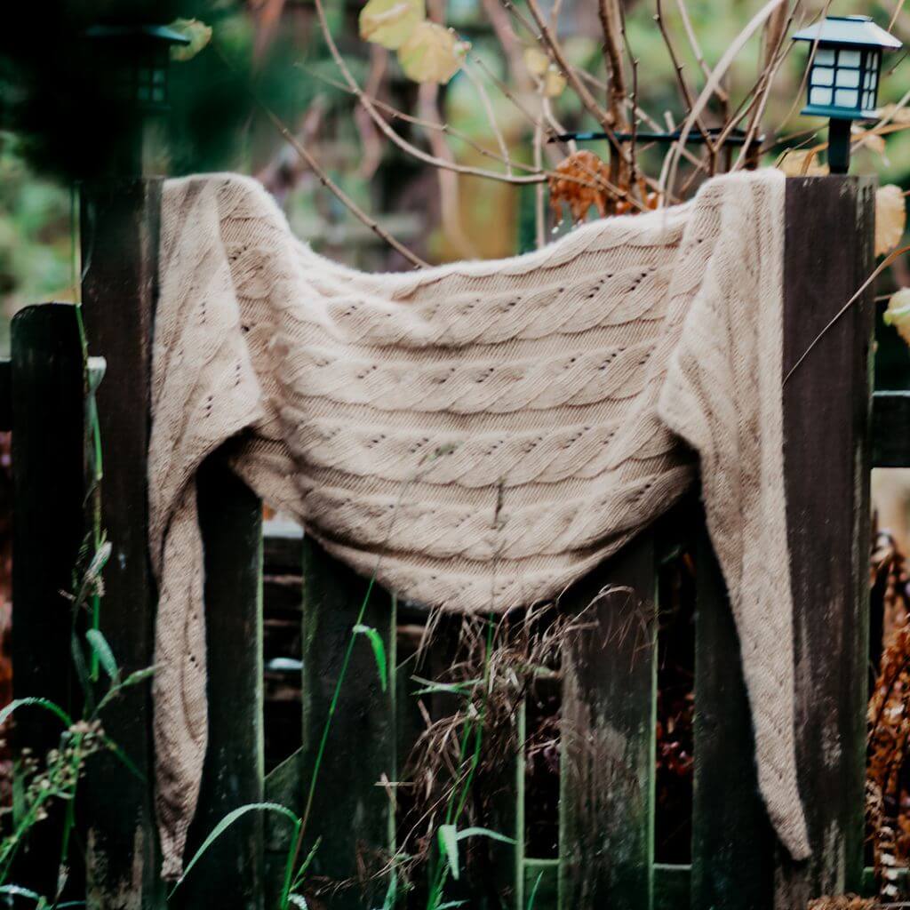 Appelbanne Design Pattern Tuch Hida Shawl Strickanleitung - AppelbanneDesign (PDF) Lieblingsgarn