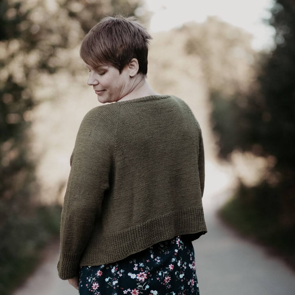 Appelbanne Design Strickjacke Ole Kofte for Ladys Shorty Strickanleitung - Appelbanne Deisgn (PDF) Lieblingsgarn