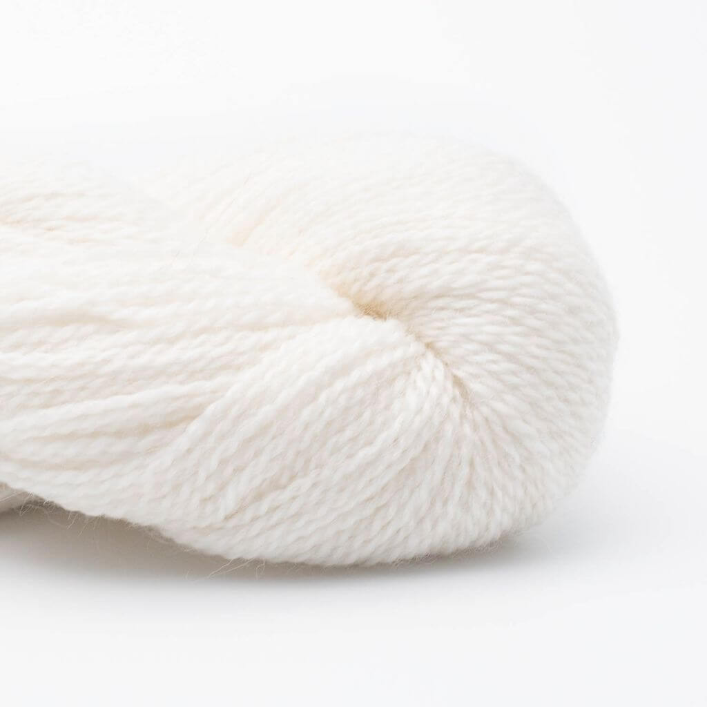 BC Garn 32 - Reinweiß RAS BC Garn Babyalpaca 10/2 RAS Lieblingsgarn