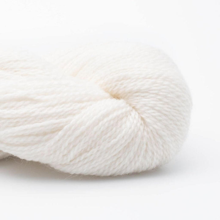 BC Garn 32 - Reinweiß RAS BC Garn Babyalpaca 10/2 RAS Lieblingsgarn
