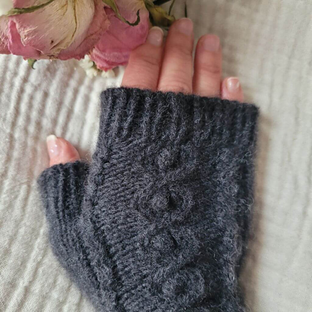 Miene Knits Budburst Mitts Handstulpen Strickanleitung - Miene Knits (PDF) Lieblingsgarn
