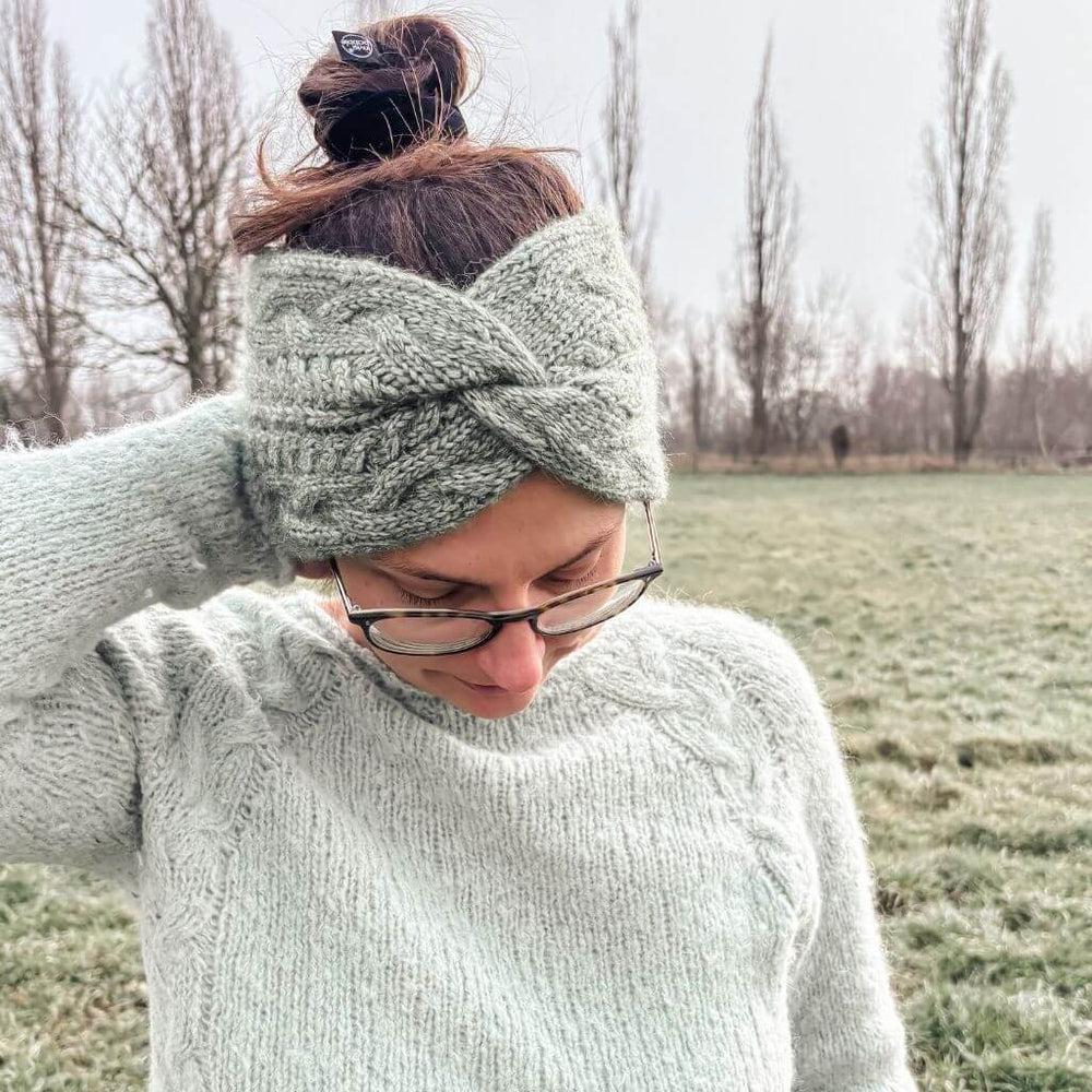 Carolin Balmes Pattern Ricardas Cable Headband Strickanleitung - Carolin Balmes (PDF) Lieblingsgarn