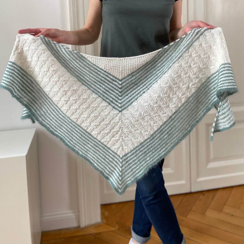 Christina Körber-Reith Schal Saba Shawl Strickanleitung - Christina Körber-Reith (PDF) Lieblingsgarn