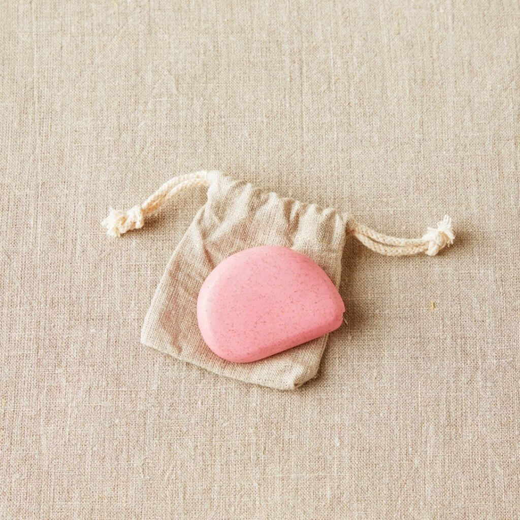 CocoKnits 03 Wild Rose CocoKnits Tape Measure Lieblingsgarn