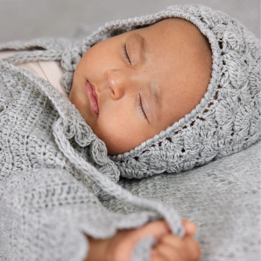 Lana Grossa Cool Wool Baby Häkelmützchen - Lana Grossa Infanti Nr. 20 Modell 27 Lieblingsgarn