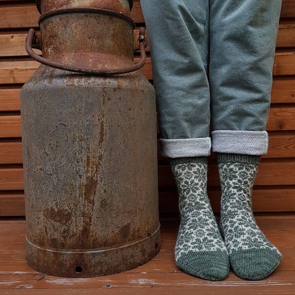 Ducathi Pattern Socken Power Flower Mai Strickanleitung - Ducathi (PDF) Lieblingsgarn