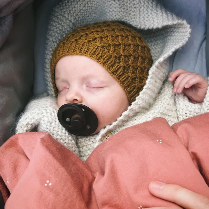 PetiteKnit Pattern Babymütze Karens Haube Strickanleitung - PetiteKnit (Heft) Lieblingsgarn