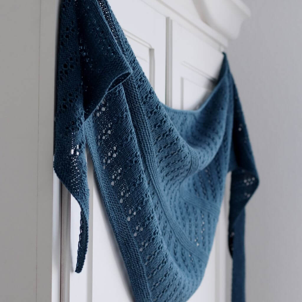 Eviknitwear Pattern Schal Blaubeeren Shawl Strickanleitung - Eviknitwear (PDF) Lieblingsgarn