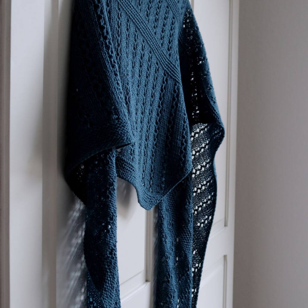 Eviknitwear Pattern Schal Blaubeeren Shawl Strickanleitung - Eviknitwear (PDF) Lieblingsgarn
