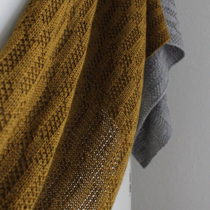 Eviknitwear Pattern Schal Listopad Shawl Strickanleitug - Eviknitwear (PDF) Lieblingsgarn