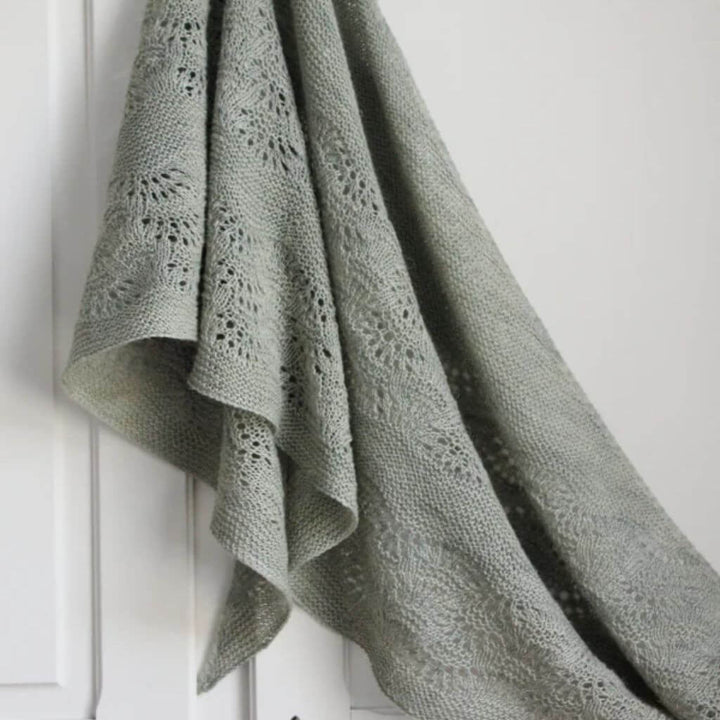 Eviknitwear Tuch Sommernacht Shawl Strickanleitung - Eviknitwear (PDF) Lieblingsgarn