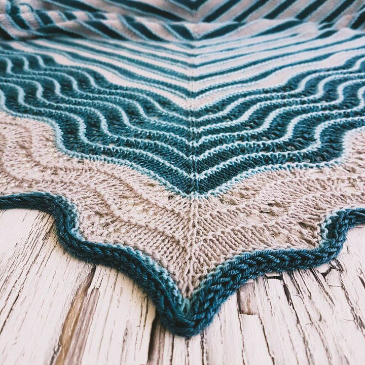 Feinmotorik Pattern Tuch Behind Blue Eyes Strickanleitung - Feinmotorik (PDF) Lieblingsgarn