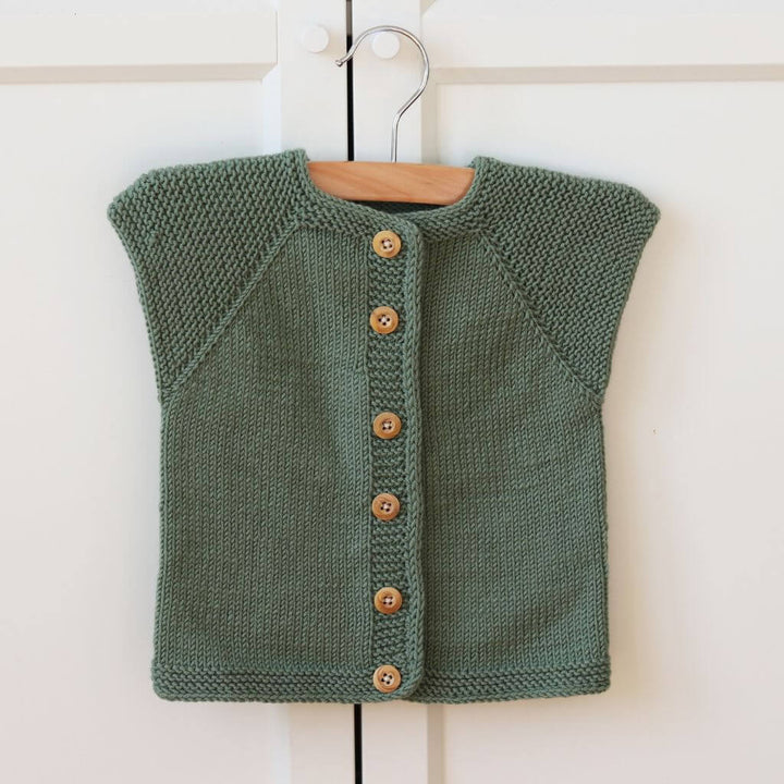 Frau Riedel strickt Garda Vest Mini Strickanleitung - Frau Riedel strickt (PDF) Lieblingsgarn