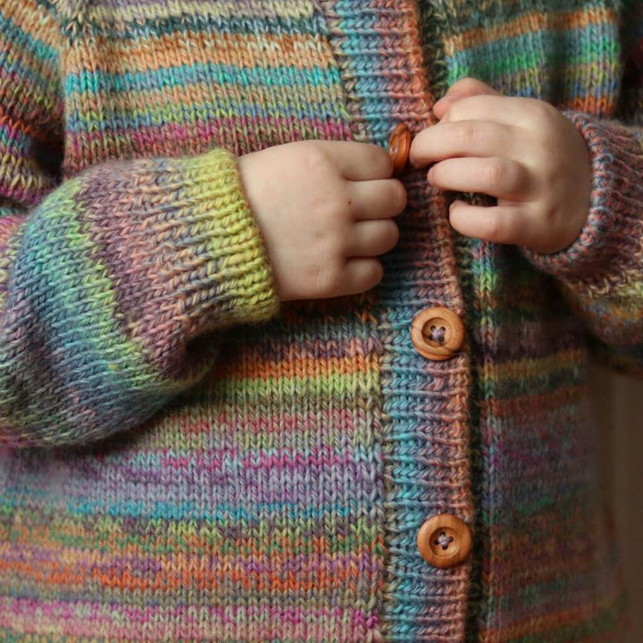 Frau Riedel strickt Pattern Happy Cardigan Mini Strickanleitung - Frau Riedel strickt (PDF) Lieblingsgarn