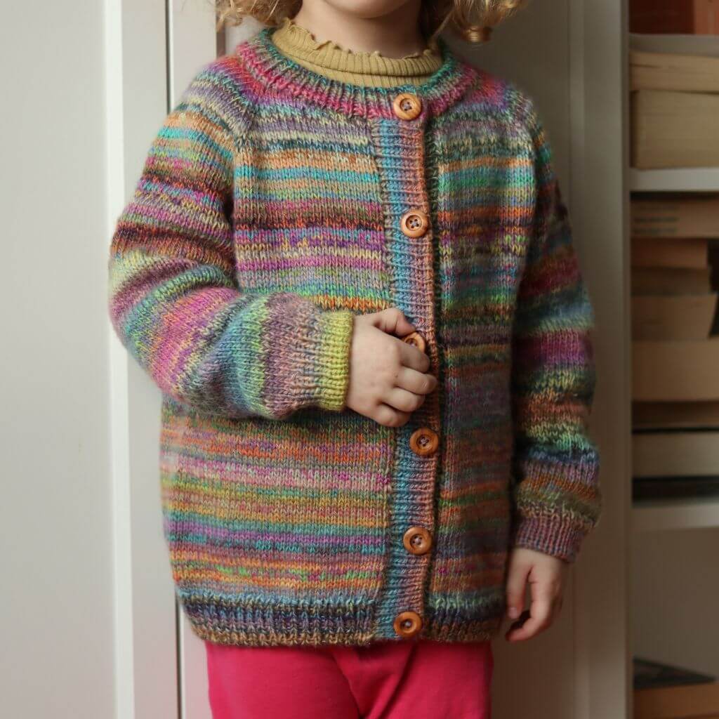 Frau Riedel strickt Pattern Happy Cardigan Mini Strickanleitung - Frau Riedel strickt (PDF) Lieblingsgarn