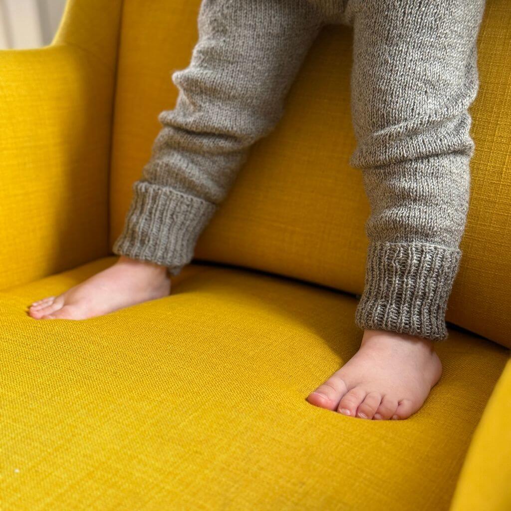 Frau Riedel strickt Nuris Strampler Strickanleitung - Frau Riedel strickt (PDF) Lieblingsgarn