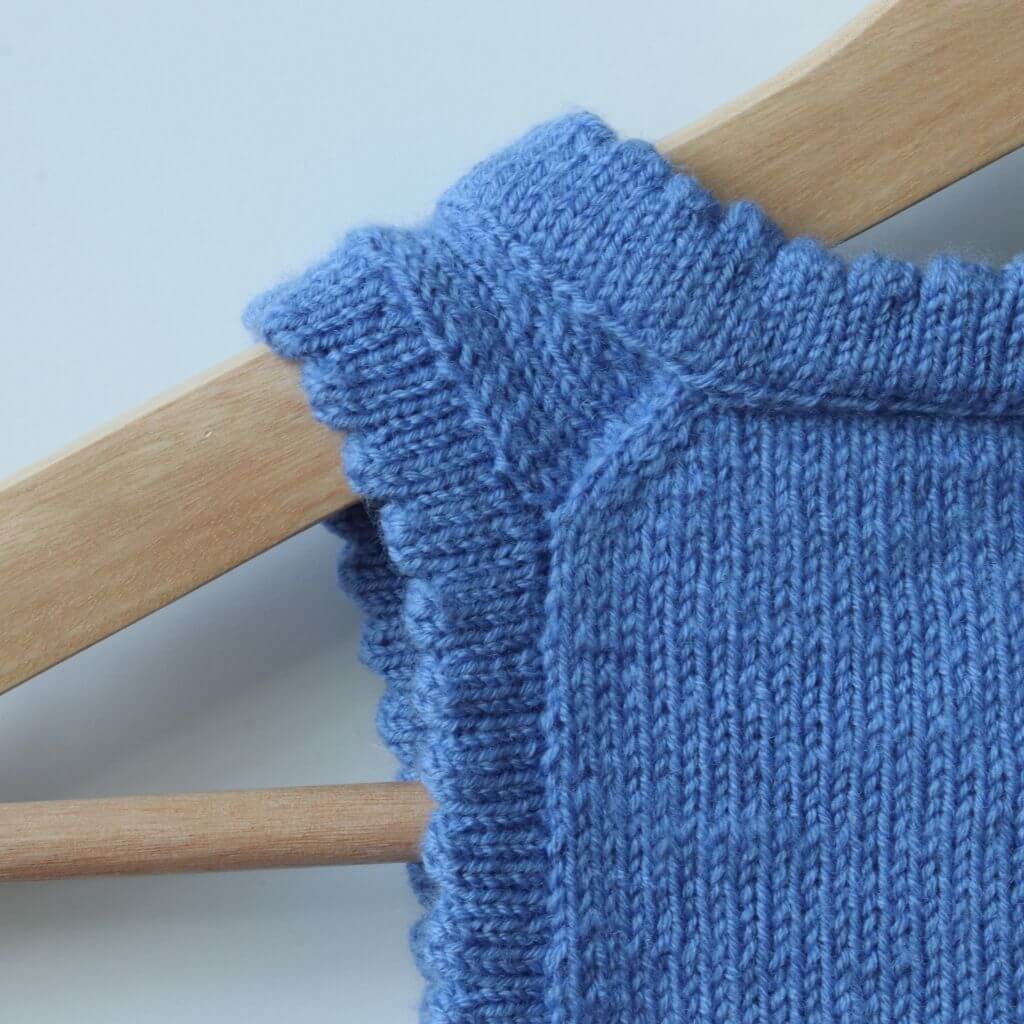 Frau Riedel strickt Pattern Petaline Top Strickanleitung - Frau Riedel strickt (PDF) Lieblingsgarn