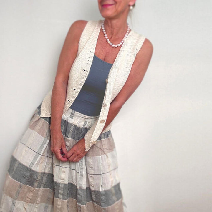 Hinterm Stein Pattern Weste Tailored Vest Strickanleitung - Hinterm Stein (PDF) Lieblingsgarn