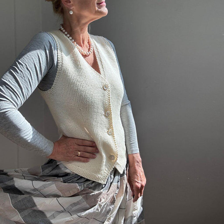 Hinterm Stein Pattern Weste Tailored Vest Strickanleitung - Hinterm Stein (PDF) Lieblingsgarn