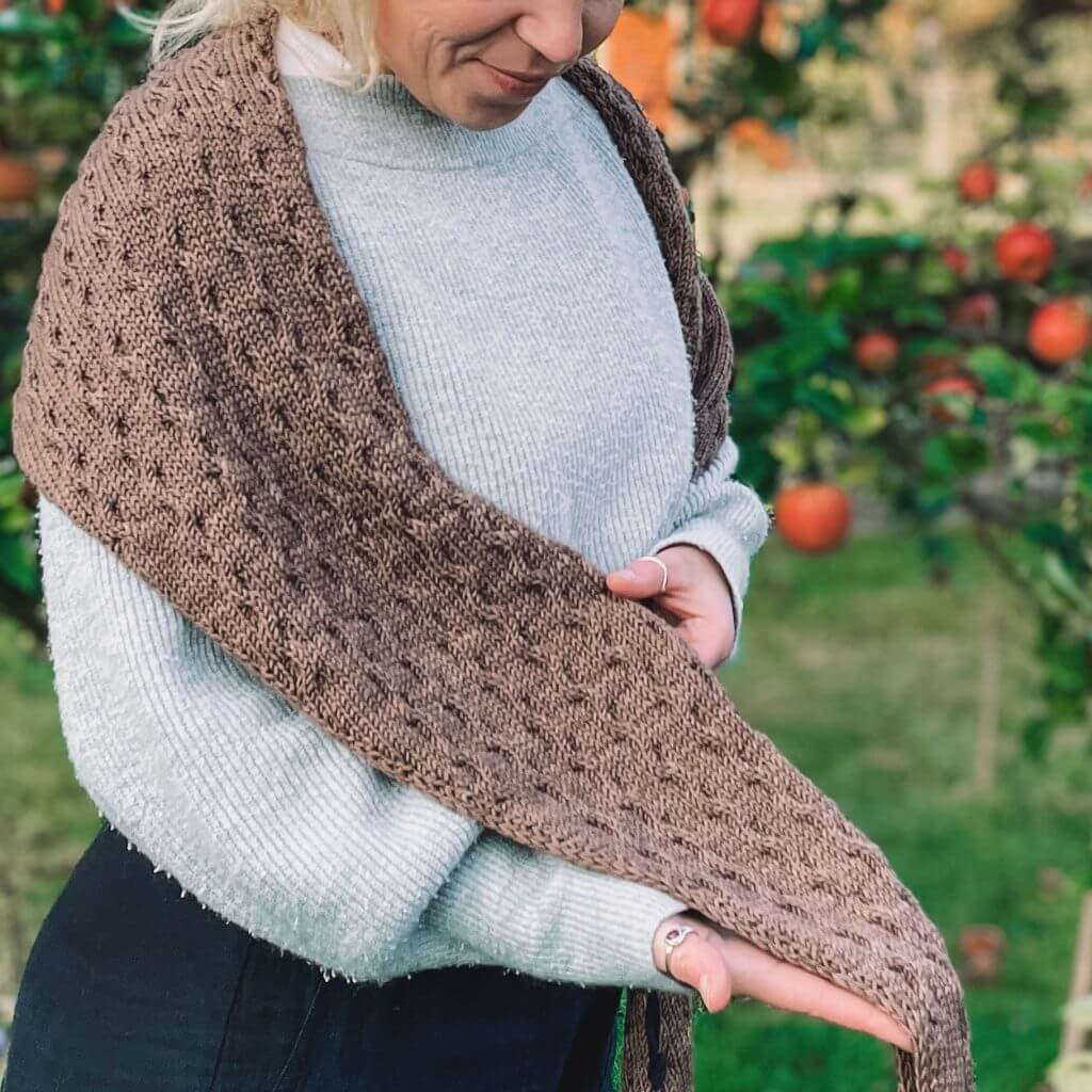 Katharina Lehmann Tuch Hazelnut Shawl Strickanleitung - Rina Lehmann (PDF) Lieblingsgarn