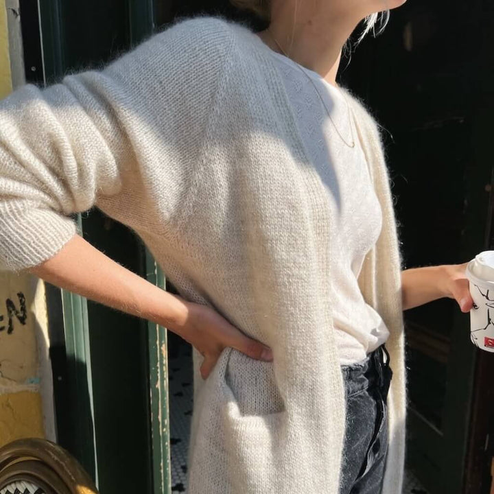 PetiteKnit Pattern Strickjacke Kein Schnickschnack Strickanleitung - PetiteKnit (Heft) Lieblingsgarn