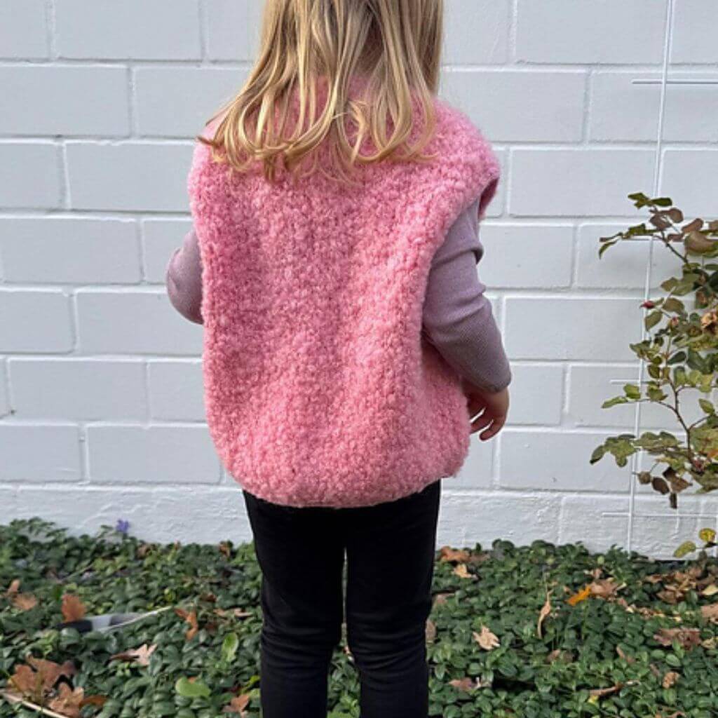 Knitmitjo Pattern Mini Fluffy Fleece Vest Strickanleitung - KnitmitJo (PDF) Lieblingsgarn