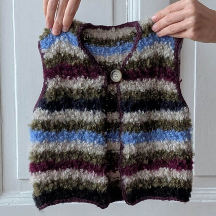 Knitmitjo Pattern Mini Fluffy Fleece Vest Strickanleitung - KnitmitJo (PDF) Lieblingsgarn