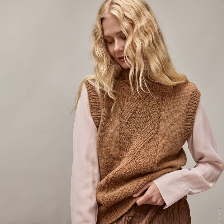 Lana Grossa Pullunder mit Zopfmuster Top-Down Strickanleitung - Lana Grossa (Heft) Lieblingsgarn