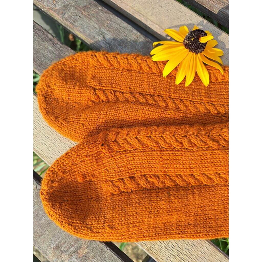 Madame Nadelspiel Socken October Soxx Strickanleitung - Madame Nadelspiel (PDF) Lieblingsgarn