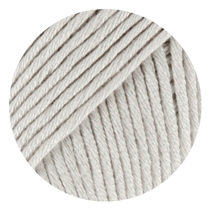 Drops Design 19 light grey Drops Muskat Lieblingsgarn