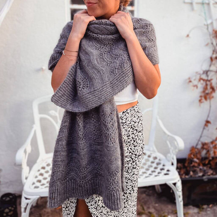 Katharina Lehmann Pattern Schal Not a Poncho Strickanleitung - Rina Lehmann (PDF) Lieblingsgarn