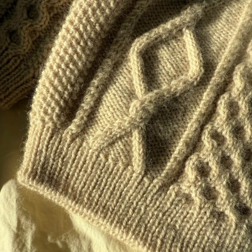 PetiteKnit Pullover Dagmar Sweater Junior Strickanleitung - PetiteKnit (Heft) Lieblingsgarn