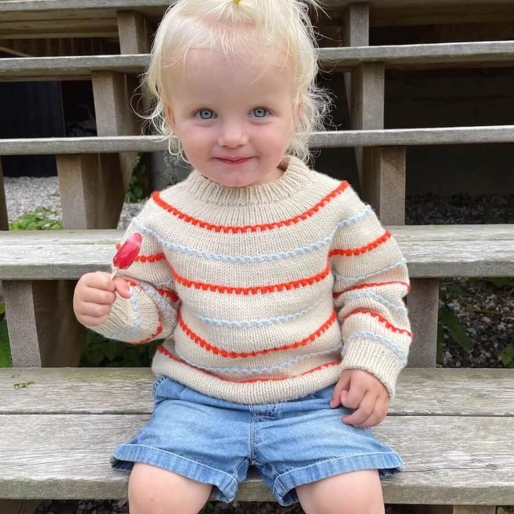 PetiteKnit Pattern Kinder Pullover Festival Sweater Strickanleitung - PetiteKnit (Heft) Lieblingsgarn