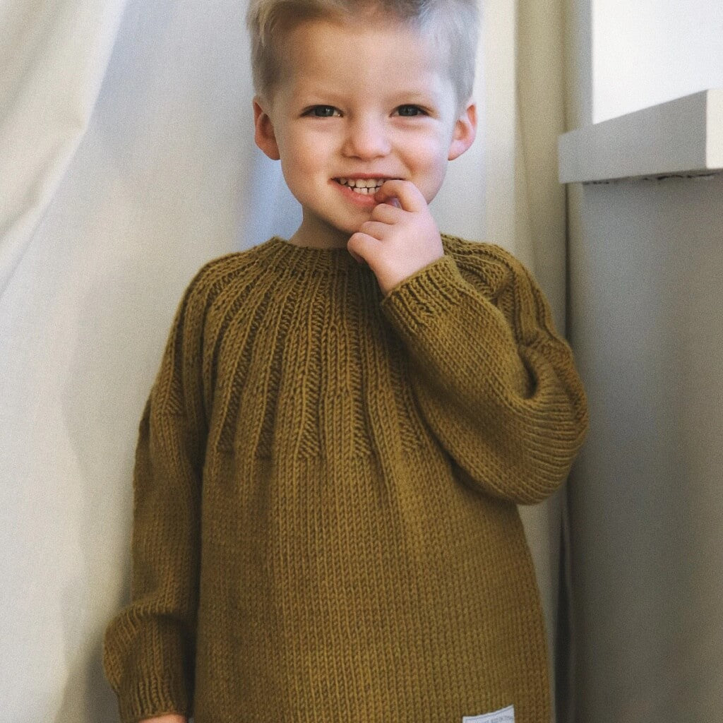 PetiteKnit Pattern Kinder Pullover Haralds Sweater Strickanleitung - PetiteKnit (Heft) Lieblingsgarn