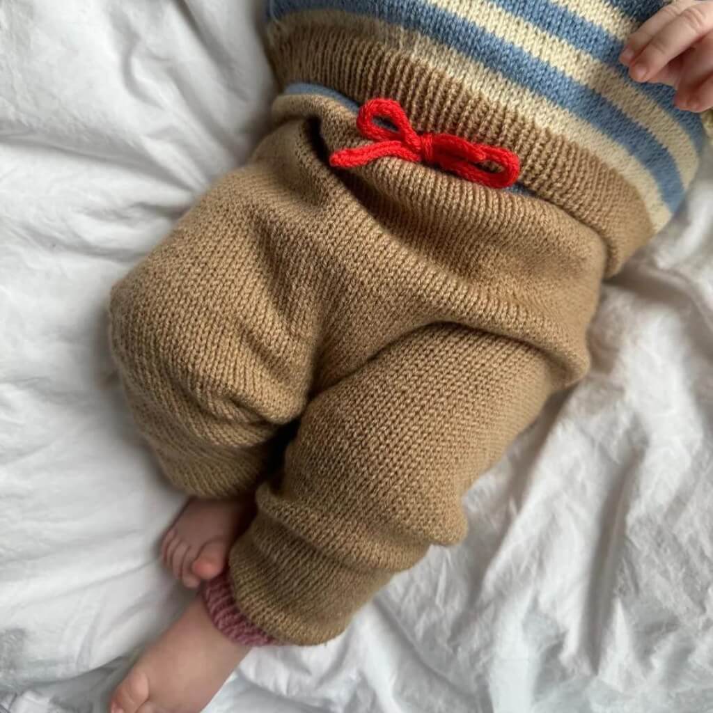 PetiteKnit Pattern Pullover &amp; Hose Holger Baby Set Strickanleitung - PetiteKnit (Heft) Lieblingsgarn