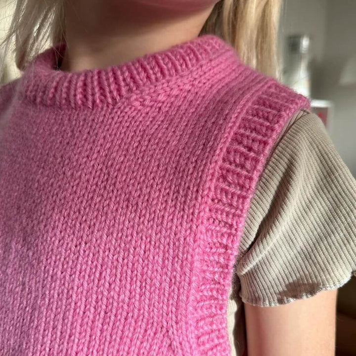 PetiteKnit Pattern Pullunder Lulu Slipover Junior Strickanleitung - PetiteKnit (Heft) Lieblingsgarn