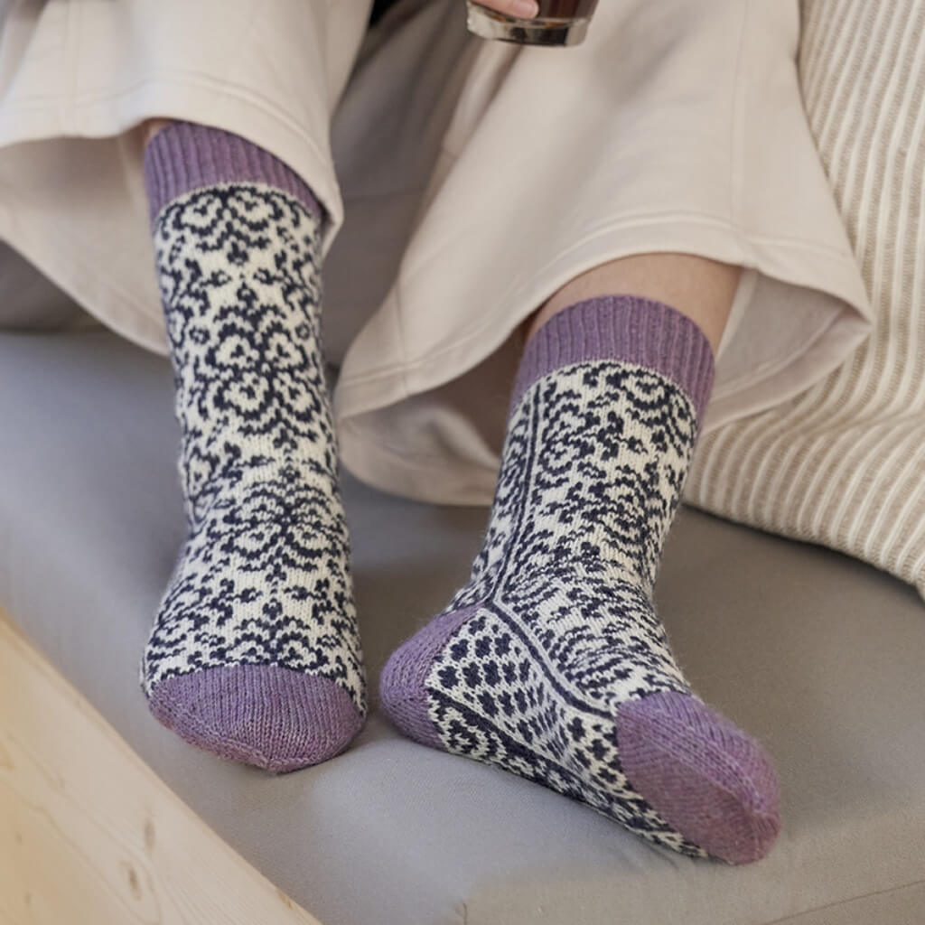 Schachenmayr Pattern Socken FLOWER TILE Strickanleitung - Regia (Heft) Lieblingsgarn