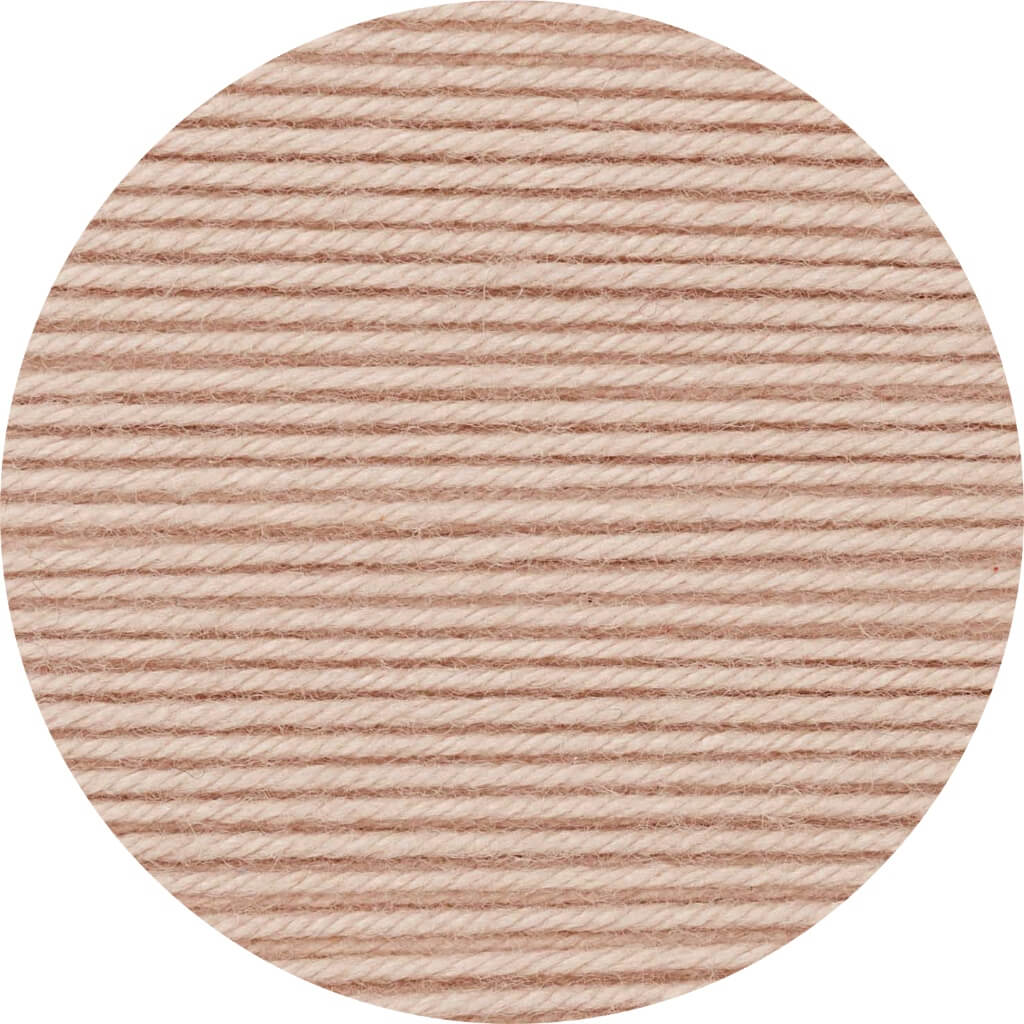Rico Design 22 - Elfenbein Rico Design Essentials Merino DK 50 g Lieblingsgarn