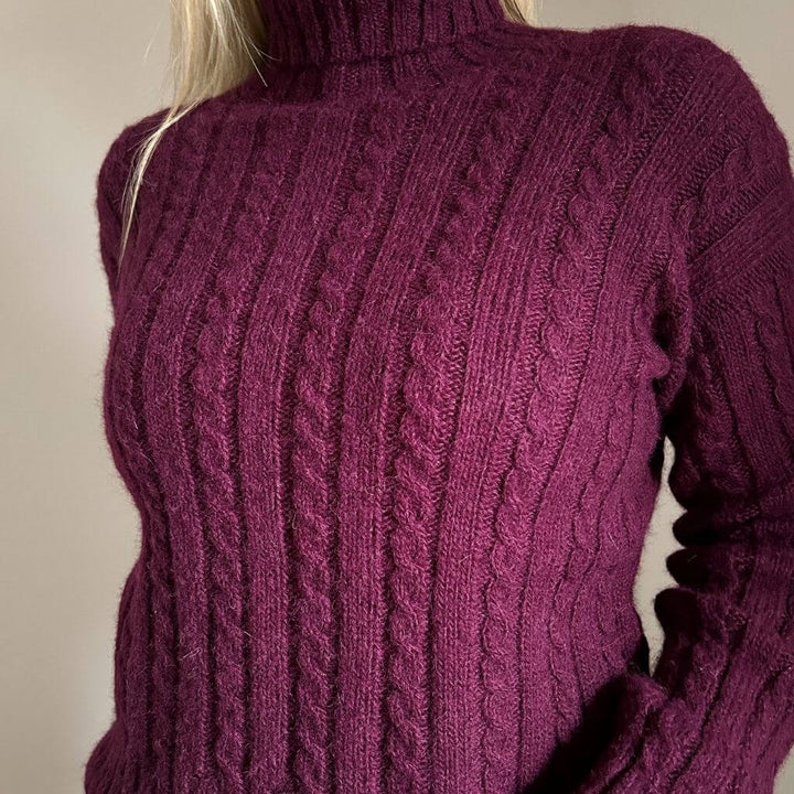 Rita Koch Burgundy Sweater Pullover mit Zopfmuster Strickanleitung - Rita Koch (PDF) Lieblingsgarn