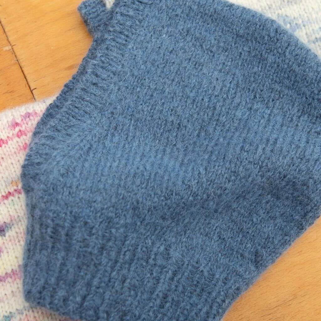 Sandnes Garn Mütze Hugsy Hoodie Junior Strickanleitung - Sandnes Garn (Heft) Lieblingsgarn
