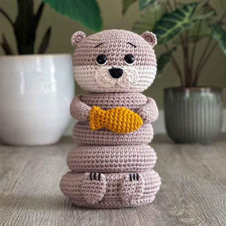 AO Design Stapelturm Otter Häkelanleitung – Produktansicht bei bei bei bei bei bei bei bei bei bei bei bei Lieblingsgarn