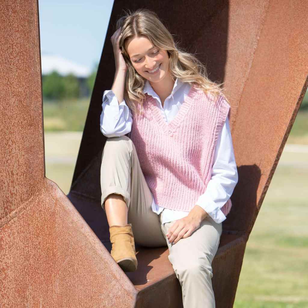 Pullunder mit V-Ausschnitt Strickanleitung – Gründl (PDF) – Bild 2 von 2 bei bei bei bei bei bei bei bei bei Lieblingsgarn