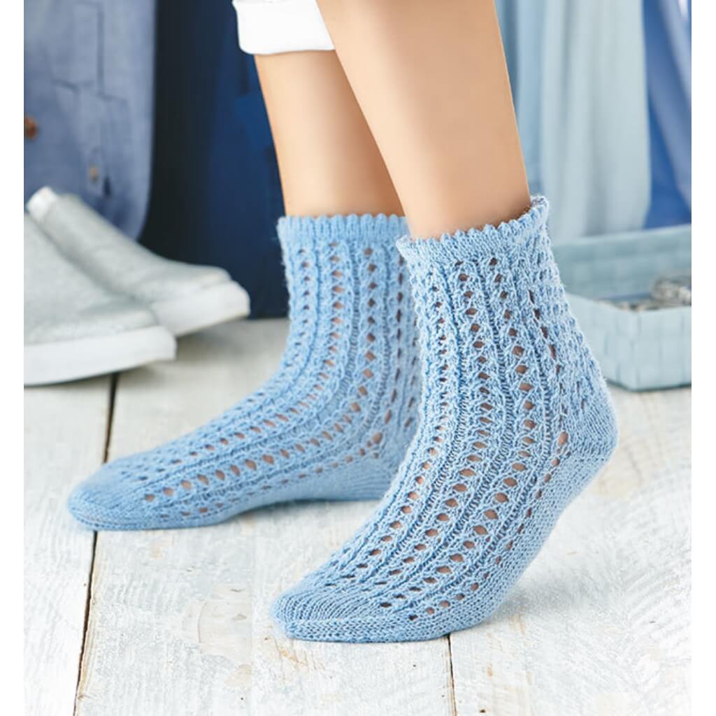 Topp TOPP Strickbuch: Socken stricken mit CraSyTrio von addi Lieblingsgarn