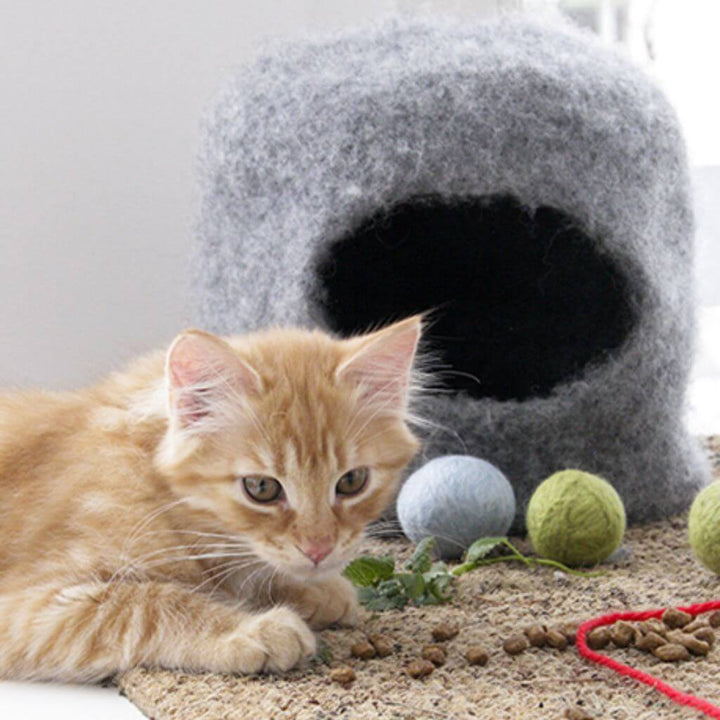 Drops Design Pattern Katzenkorb The Cat Cave mit gefilzten Bällen Strickanleitung - Drops (PDF) Lieblingsgarn
