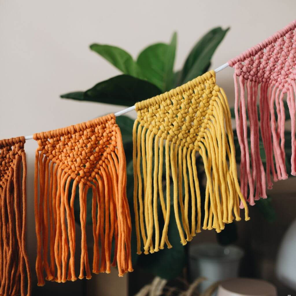 Lana Grossa Pattern Wimpelkette Makrameeset - Lana Grossa (PDF) Lieblingsgarn