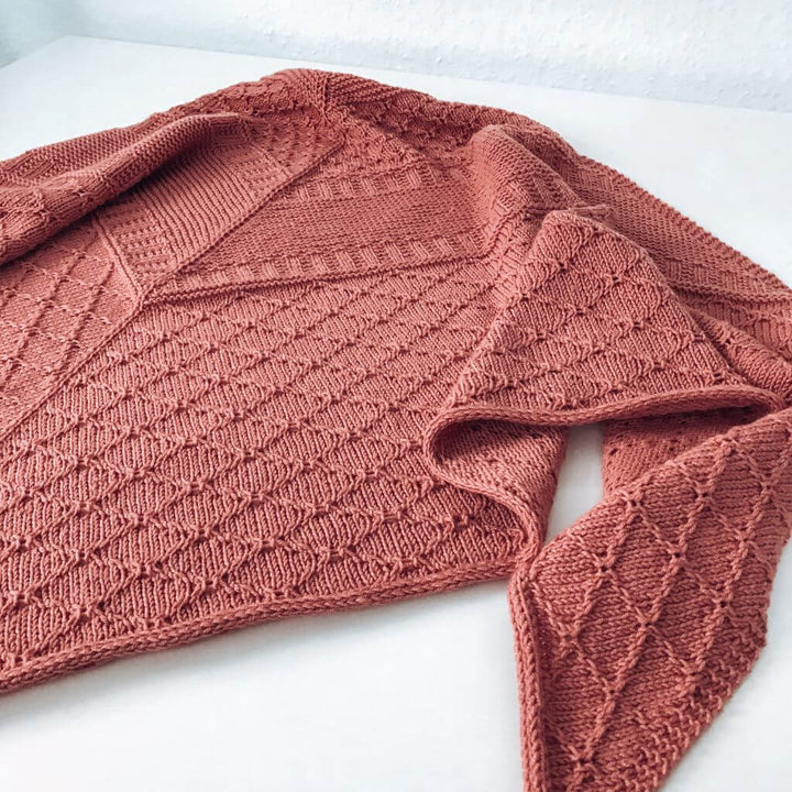 Katharina Lehmann Pattern Dreieckstuch Thilda Shawl Strickanleitung - Rina Lehmann (PDF) Lieblingsgarn