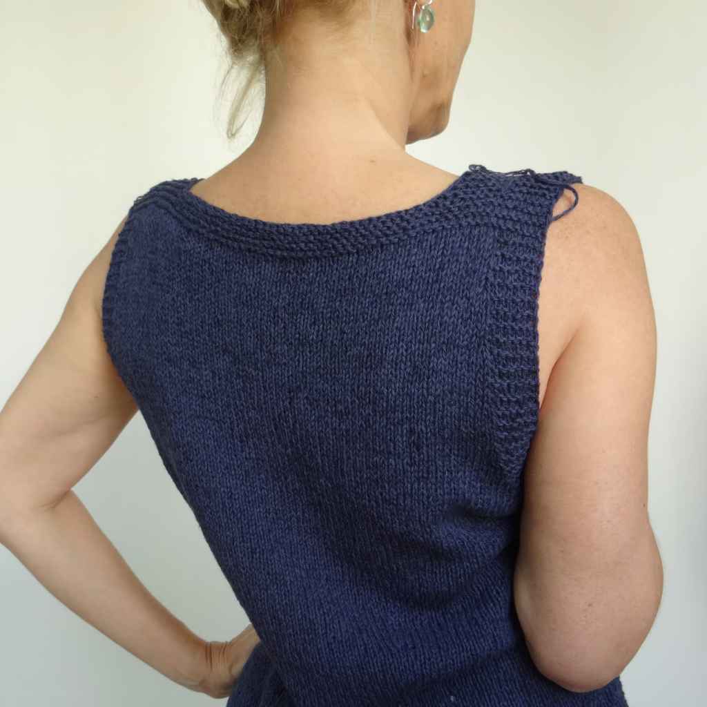 Hinterm Stein Pattern Top Simply Perfect Top Strickanleitung - Hinterm Stein (PDF) Lieblingsgarn