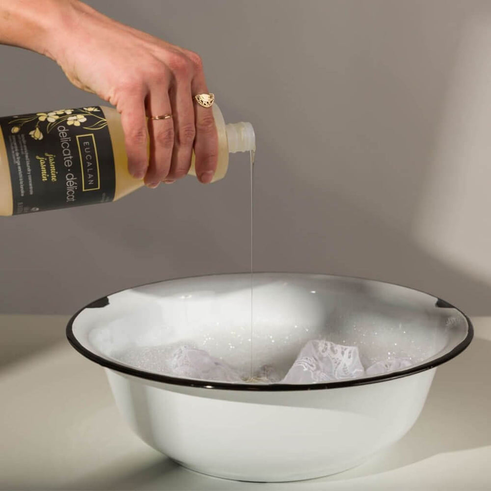 Eucalan Eucalan 500 ml - Waschmittel für Wolle, Seide und Naturfasern Lieblingsgarn