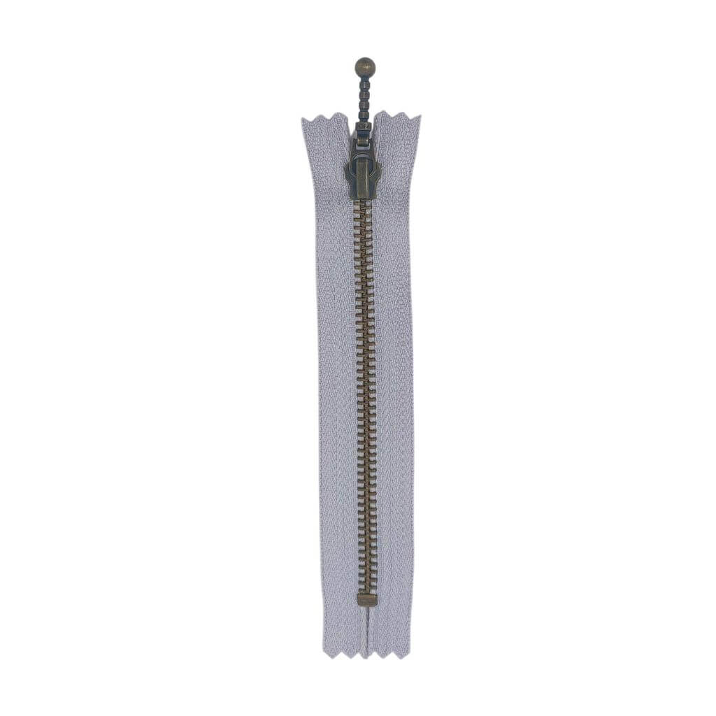 YKK 154 Silbergrau / 24 cm YKK Reißverschluss nicht teilbar 24 cm Lieblingsgarn